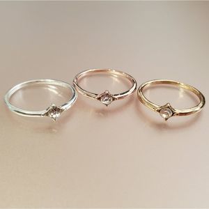 Dainty Solitaire Ring - 1 Ring